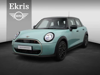 Hoofdafbeelding MINI 5-deurs MINI 5-Deurs Cooper S Favoured + Pakket S + Parking Assistant + Driving Assistant + Elektrisch verwarmde voorstoelen + Comfort Access + Stuurwielrand verwarmd