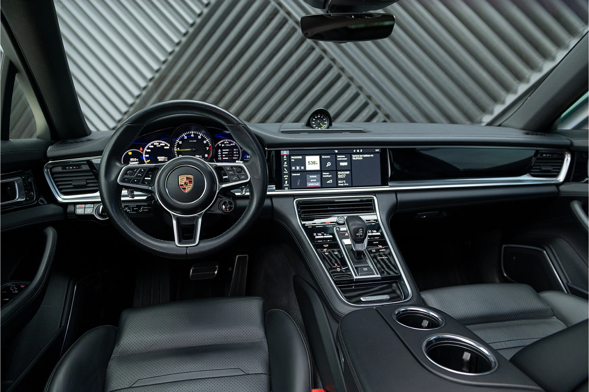 Hoofdafbeelding Porsche Panamera