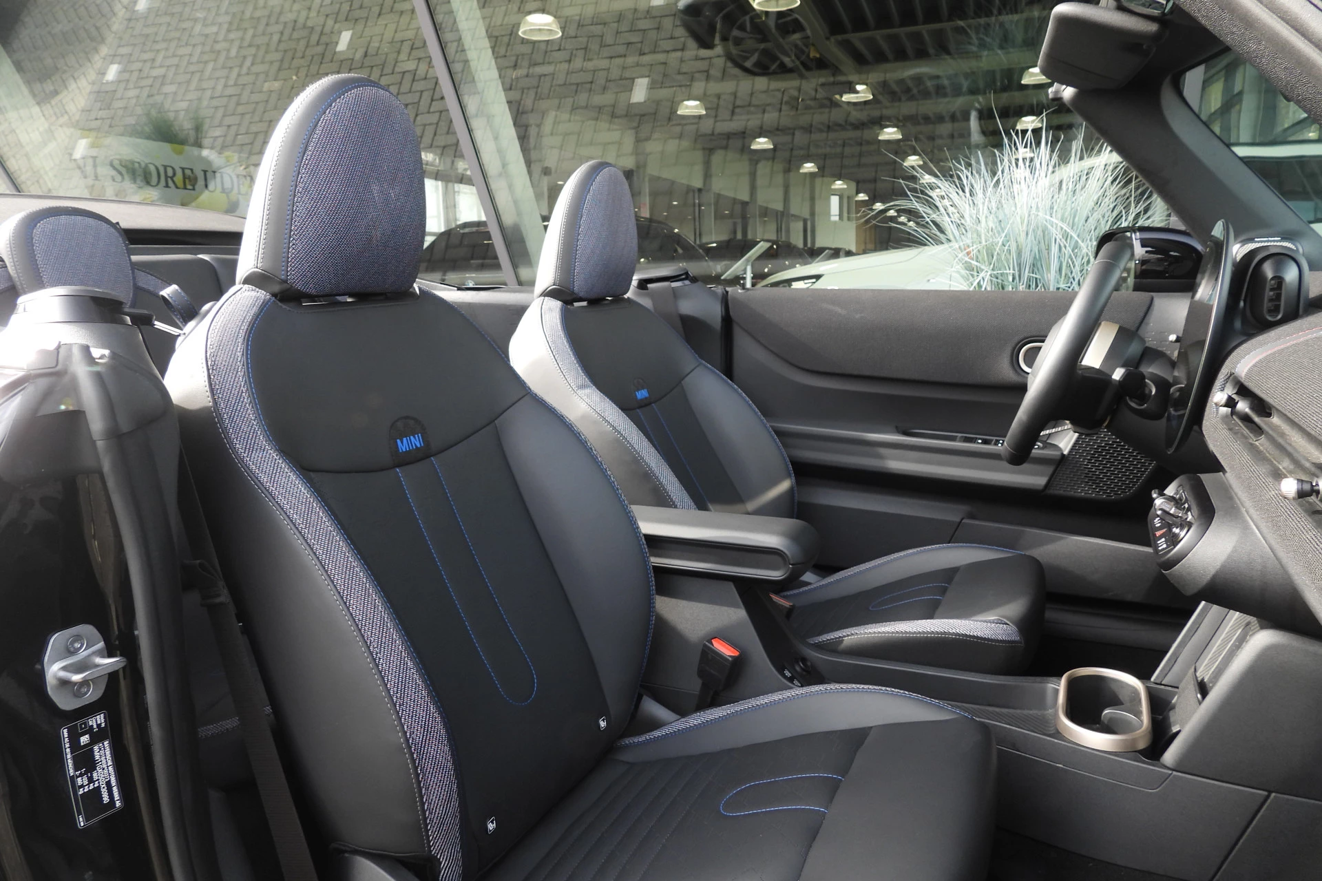 Hoofdafbeelding MINI Cooper Cabrio