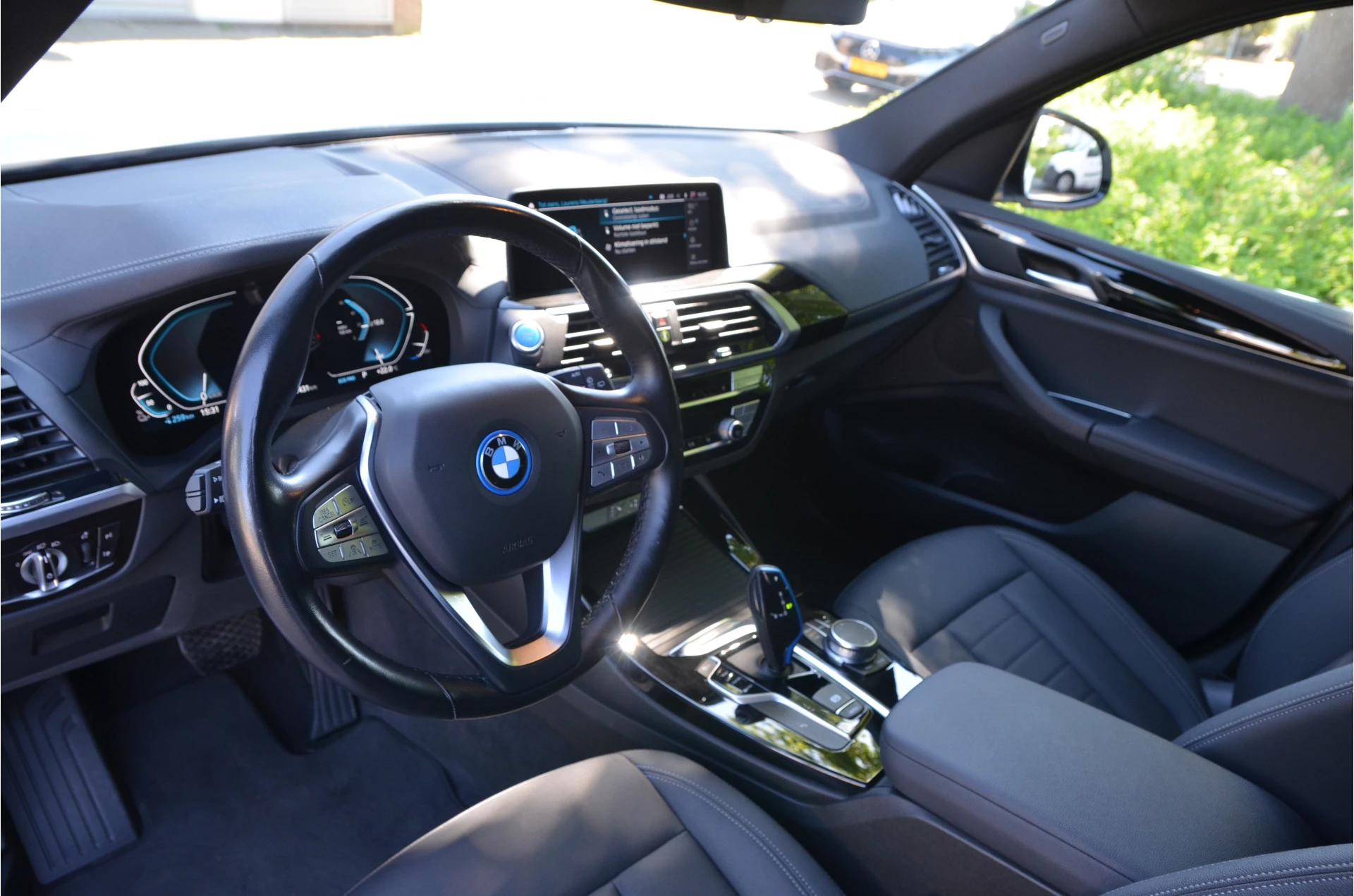 Hoofdafbeelding BMW iX3