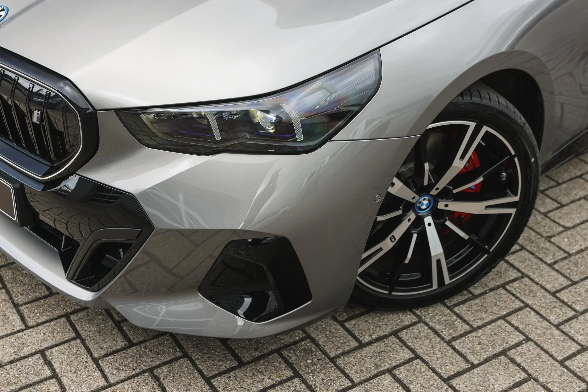 Hoofdafbeelding BMW i5