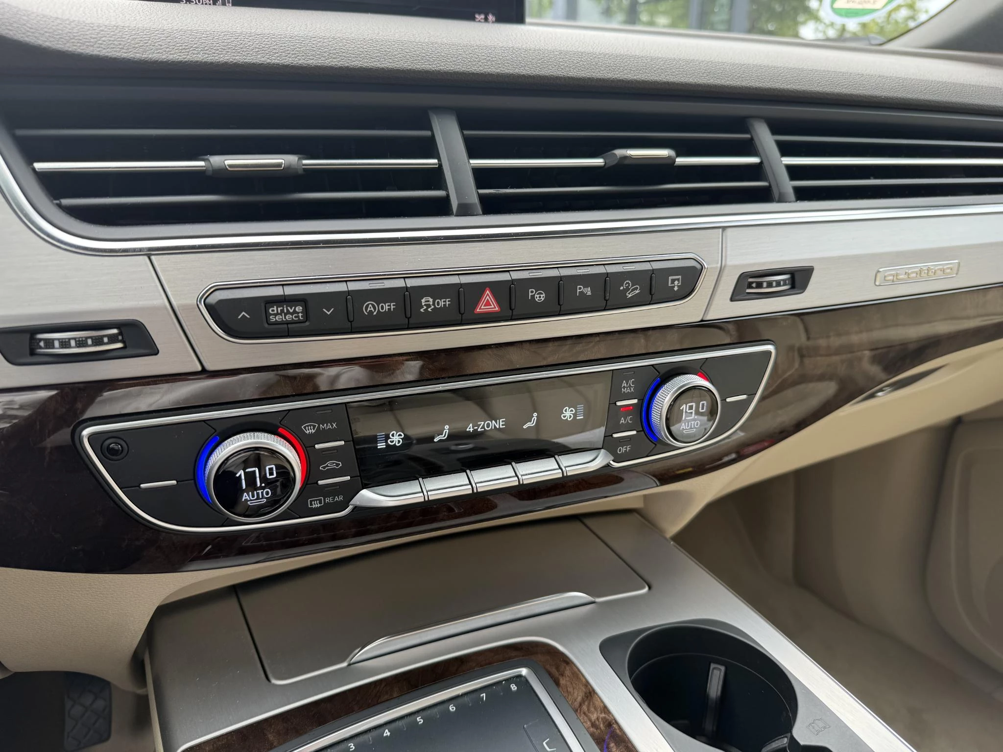 Hoofdafbeelding Audi Q7