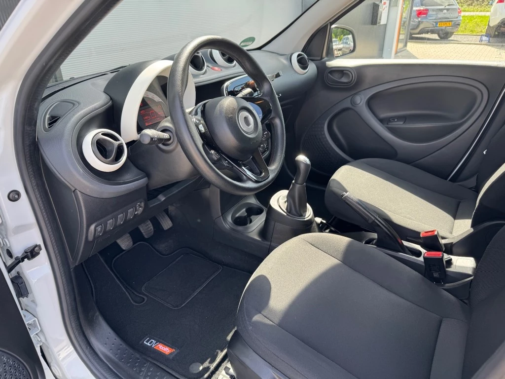 Hoofdafbeelding Smart Forfour