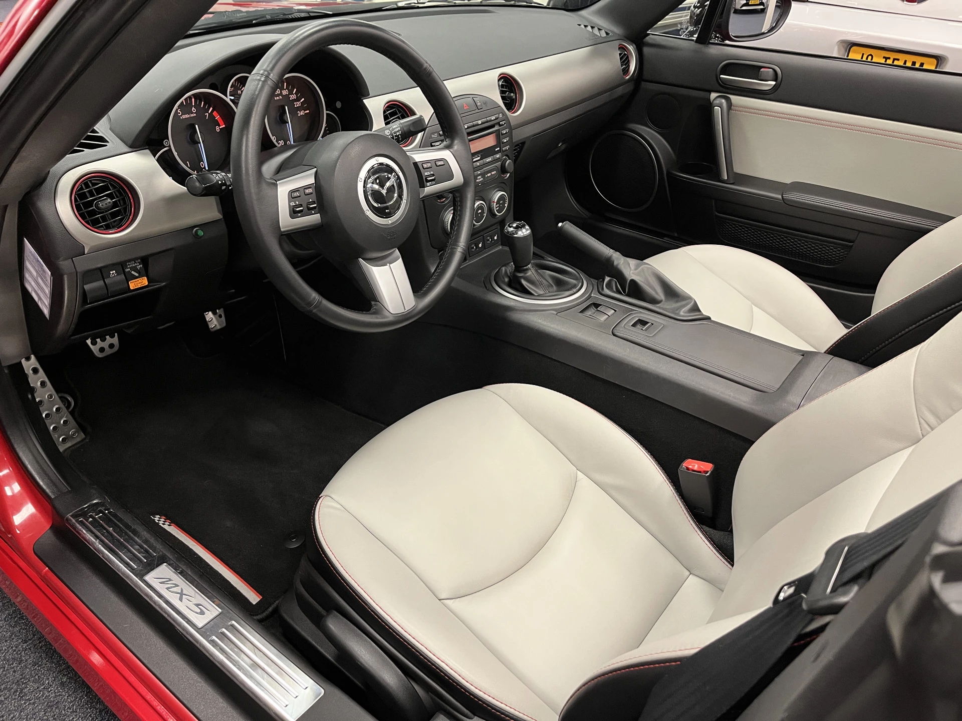 Hoofdafbeelding Mazda MX-5