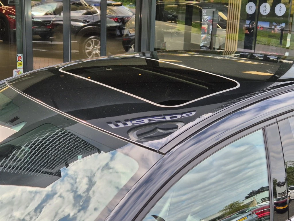 Hoofdafbeelding Mazda CX-30