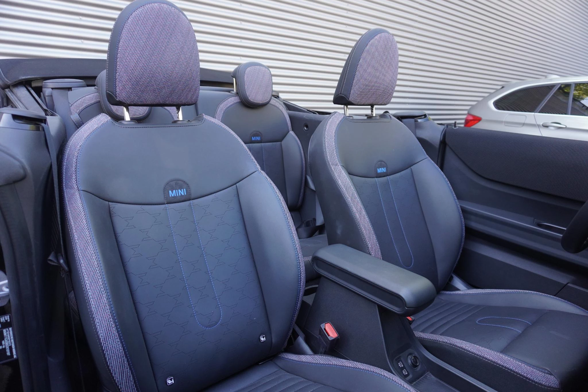 Hoofdafbeelding MINI Cooper Cabrio