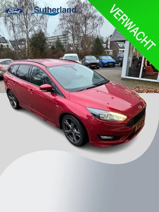 Ford Focus Wagon 1.0 Ecoboost ST-Line 125pk Trekhaak | Achteruitrijcamera | Apple Carplay / Android Auto | Winterpack | Climate control