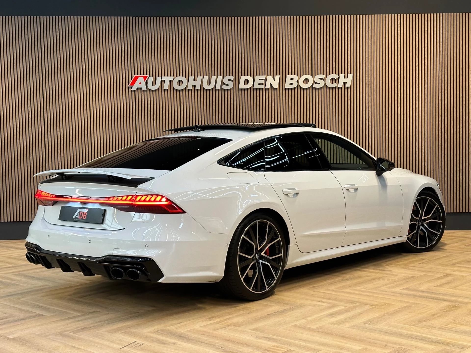 Hoofdafbeelding Audi S7