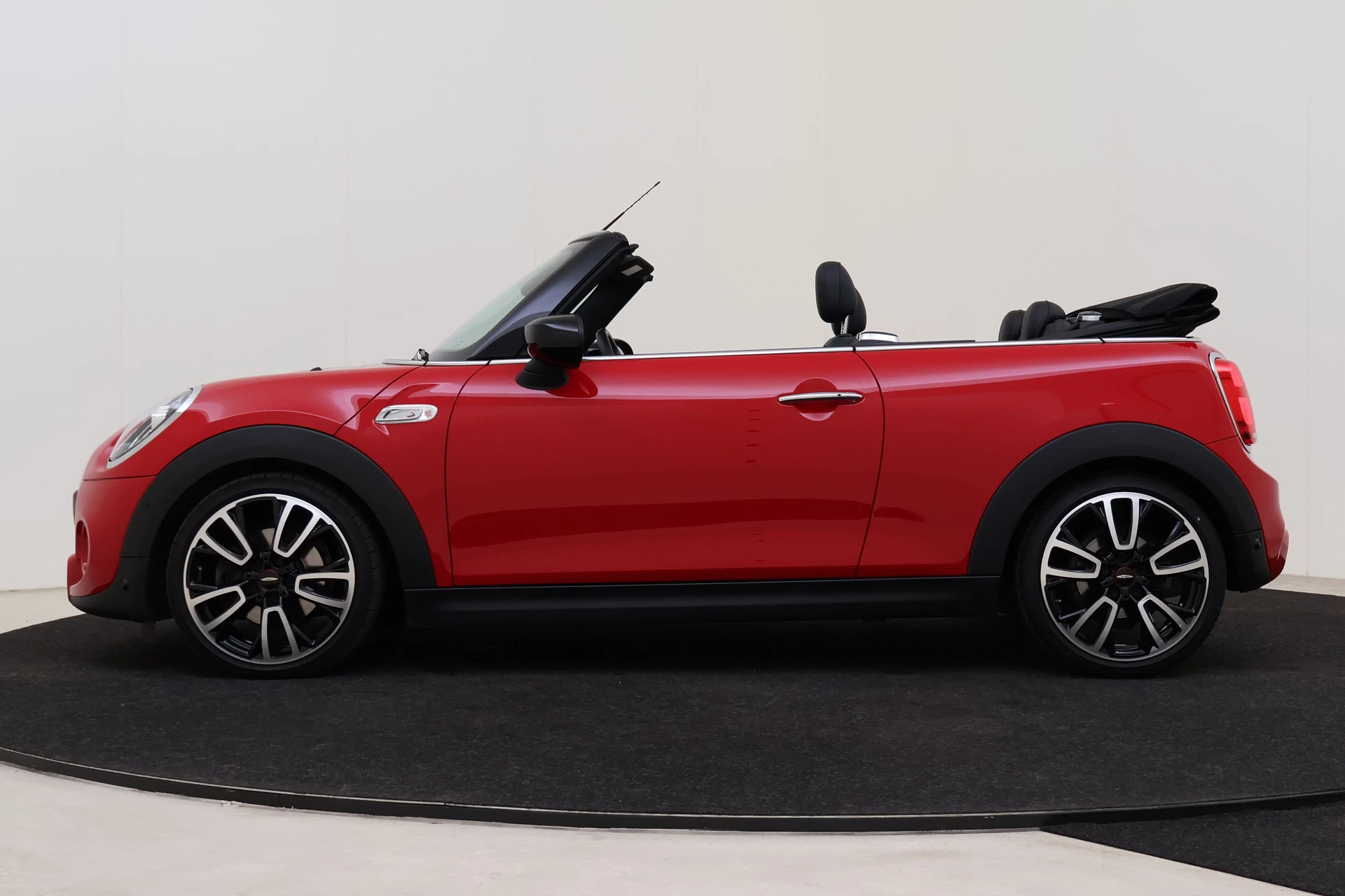 Hoofdafbeelding MINI Cooper S Cabrio
