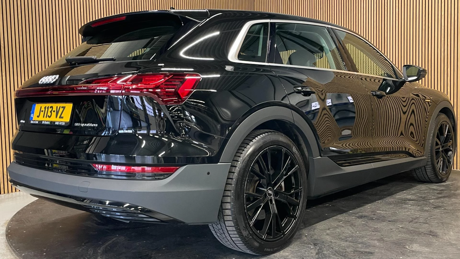 Hoofdafbeelding Audi e-tron