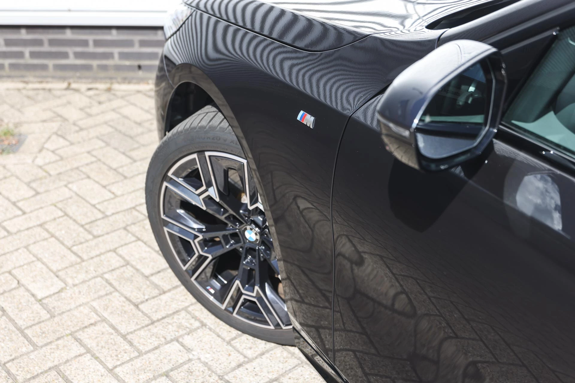 Hoofdafbeelding BMW i5