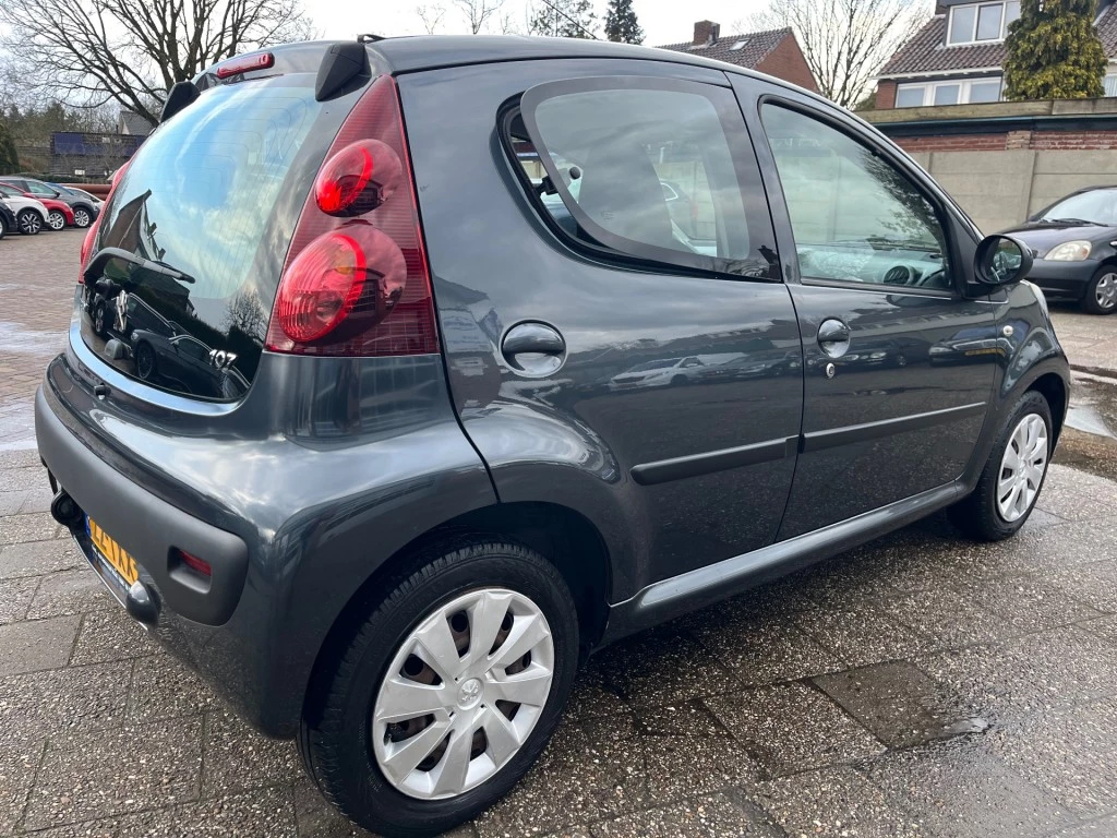 Hoofdafbeelding Peugeot 107