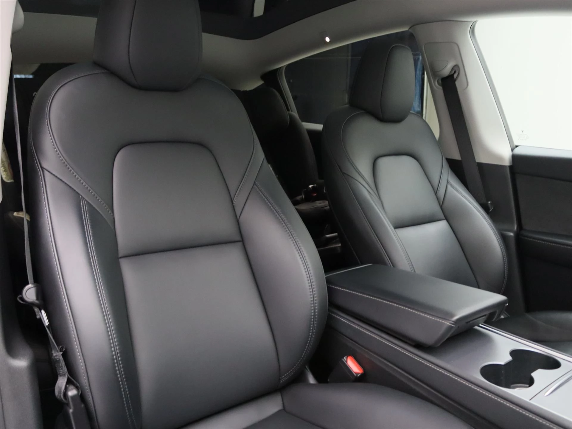 Hoofdafbeelding Tesla Model Y