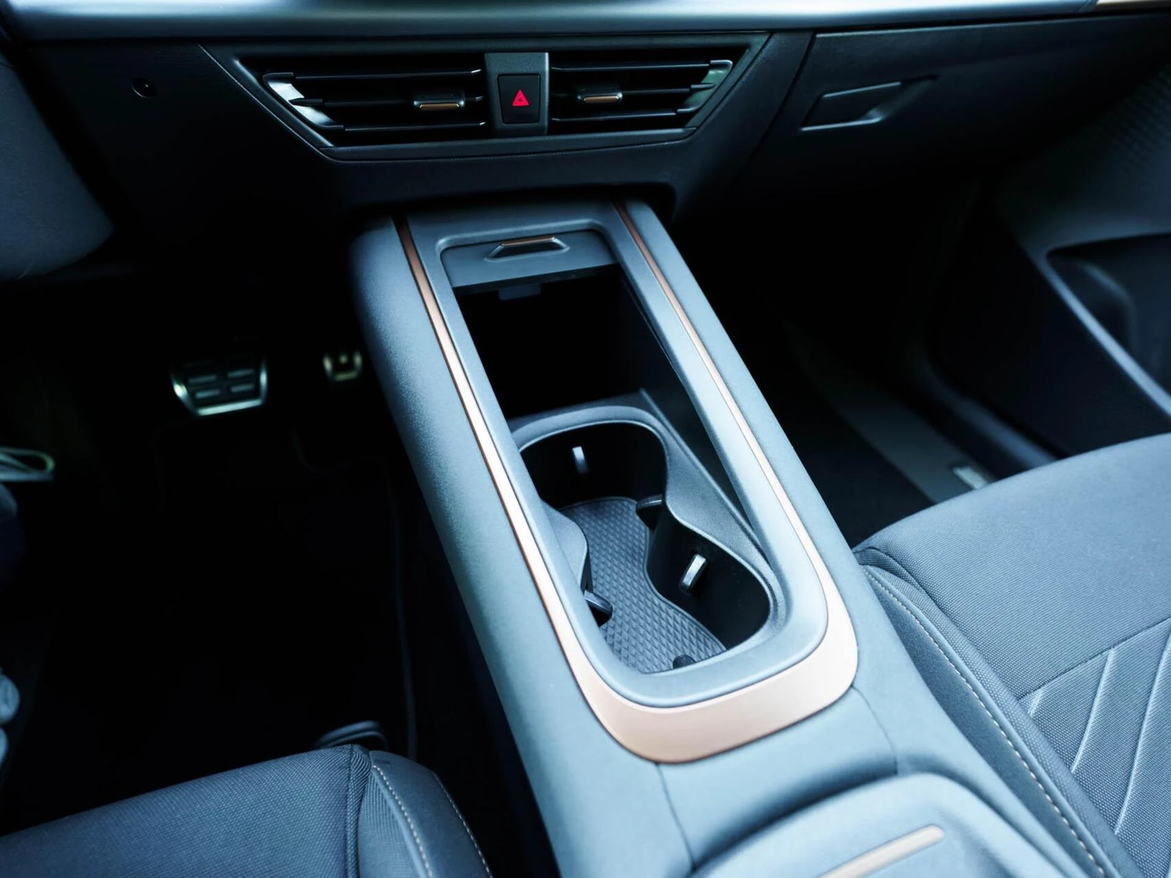 Hoofdafbeelding CUPRA Born