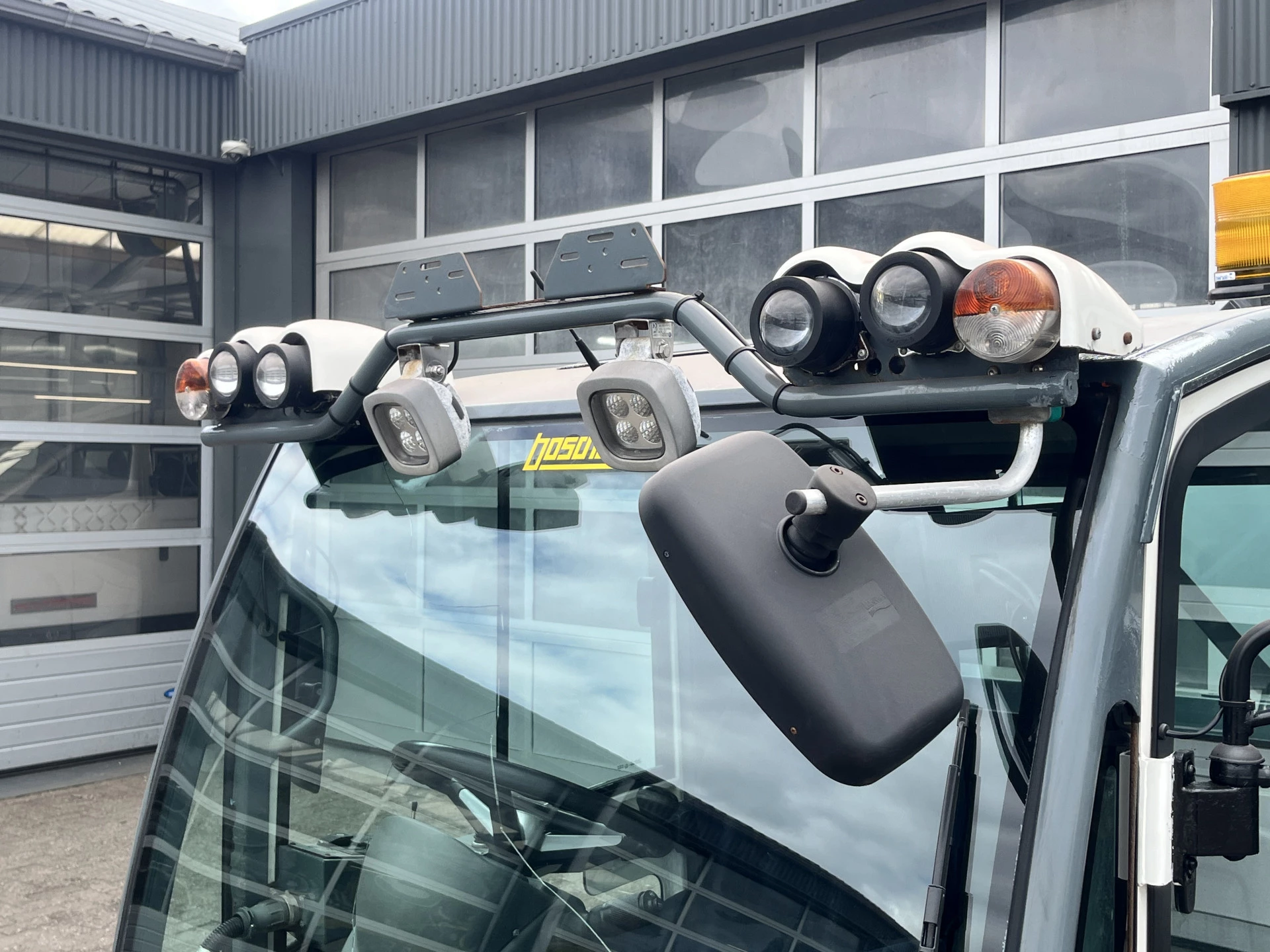 Hoofdafbeelding boschung P4T