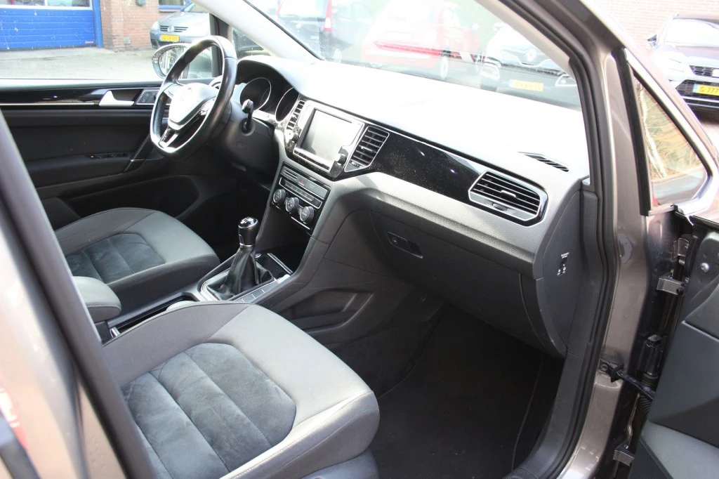 Hoofdafbeelding Volkswagen Golf Sportsvan