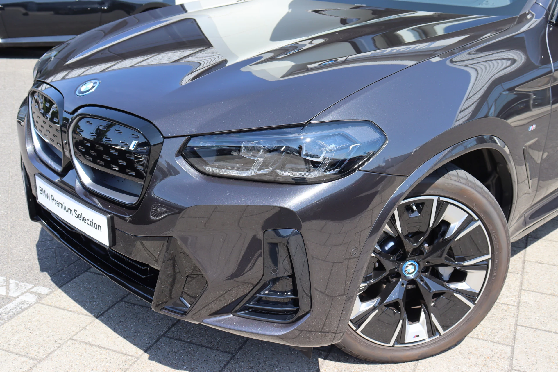 Hoofdafbeelding BMW iX3
