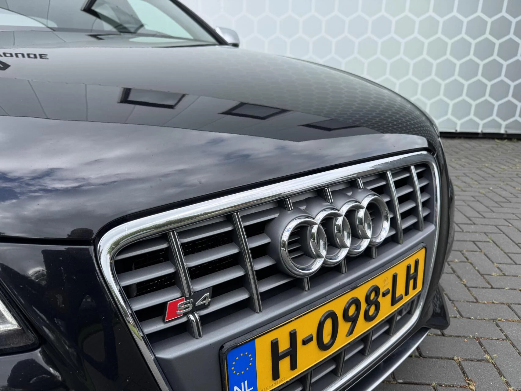 Hoofdafbeelding Audi S4