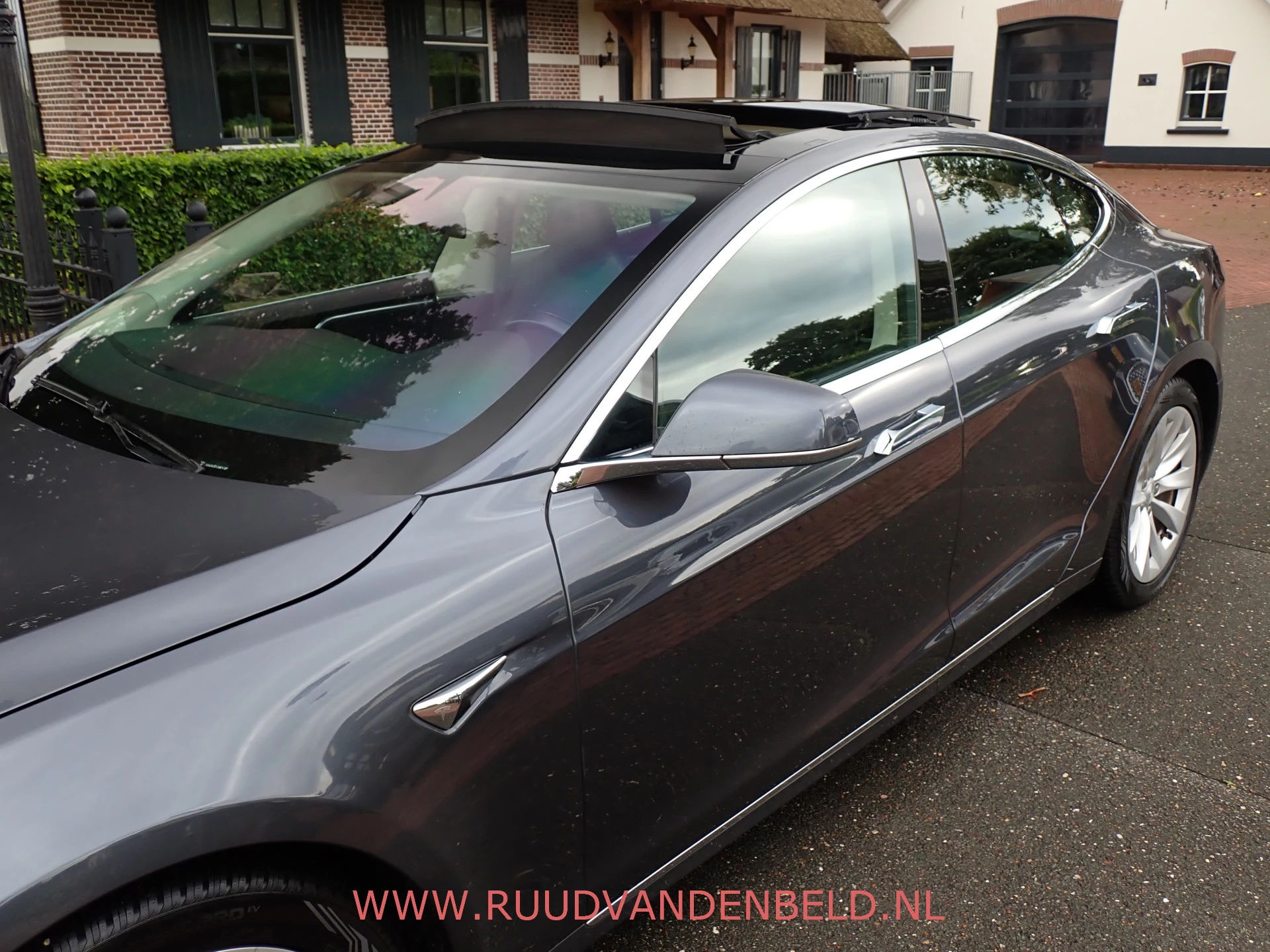 Hoofdafbeelding Tesla Model S