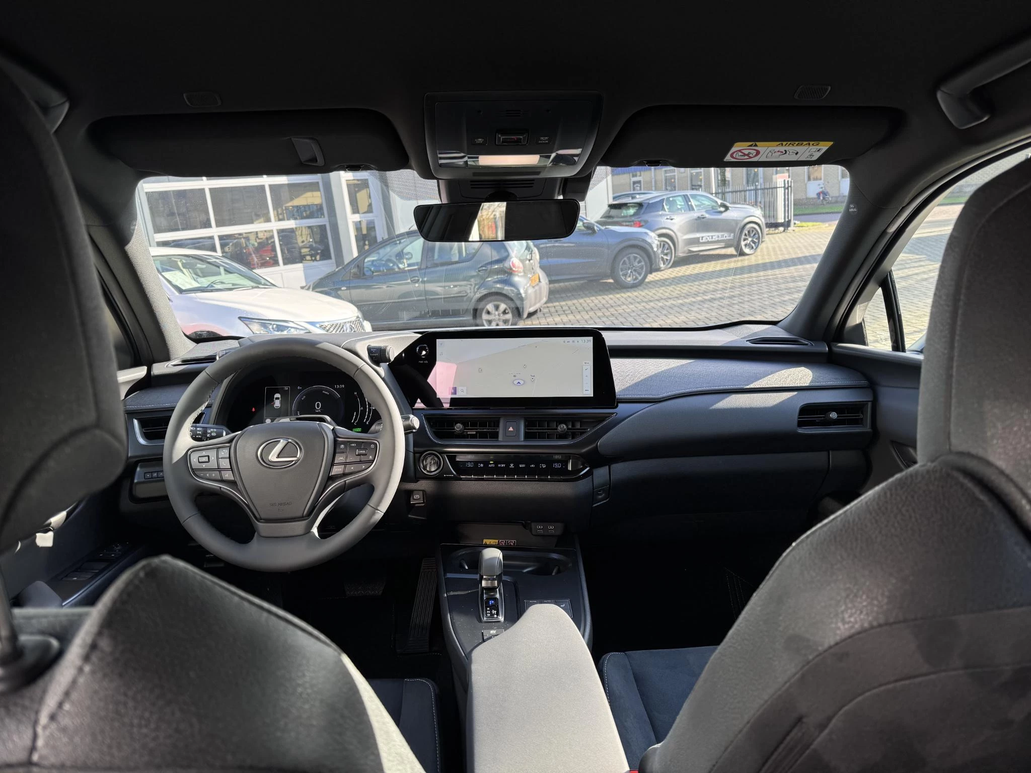 Hoofdafbeelding Lexus UX