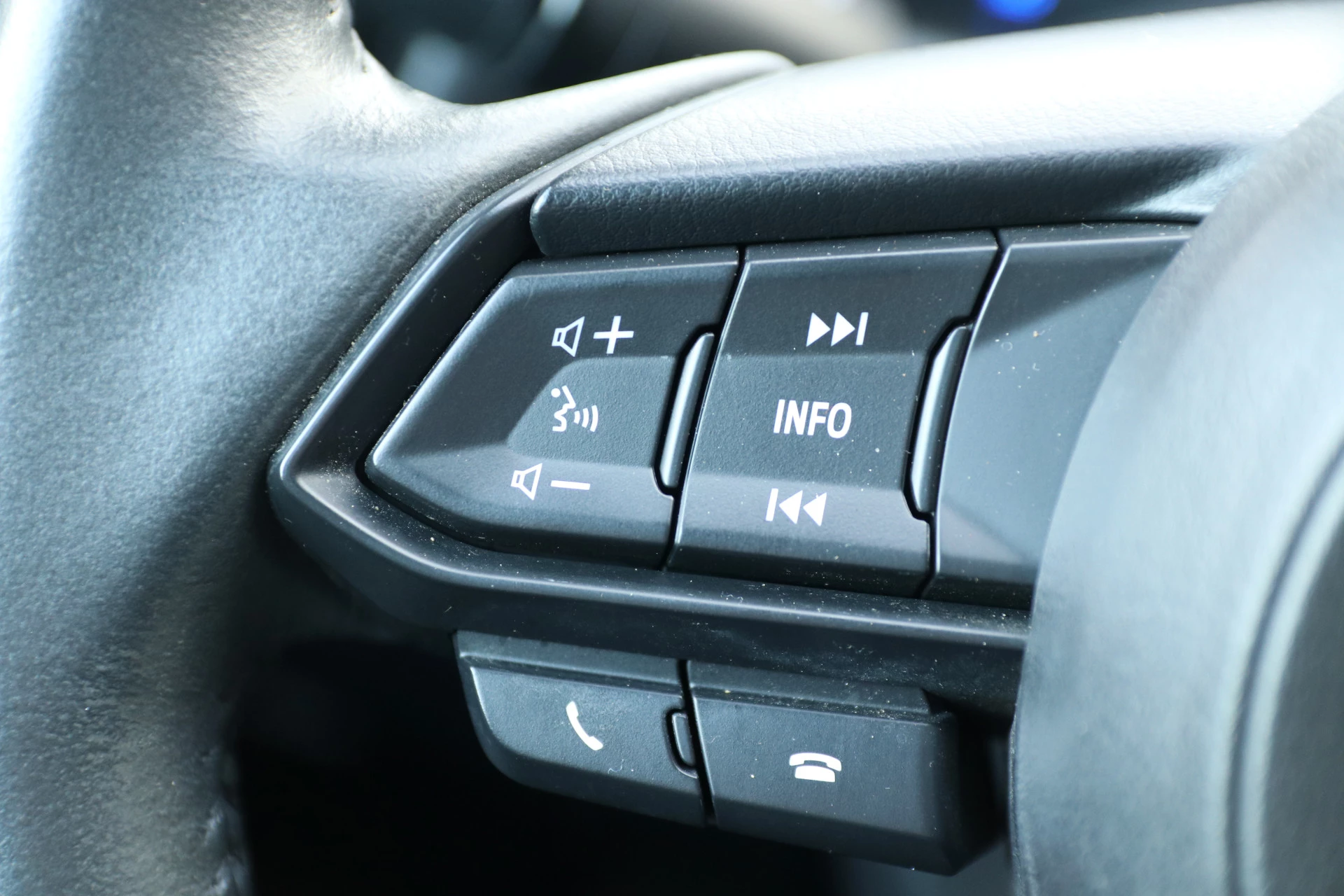 Hoofdafbeelding Mazda 2