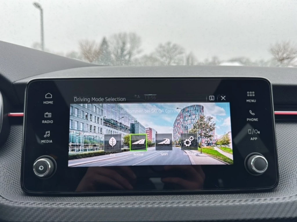 Hoofdafbeelding Škoda Scala