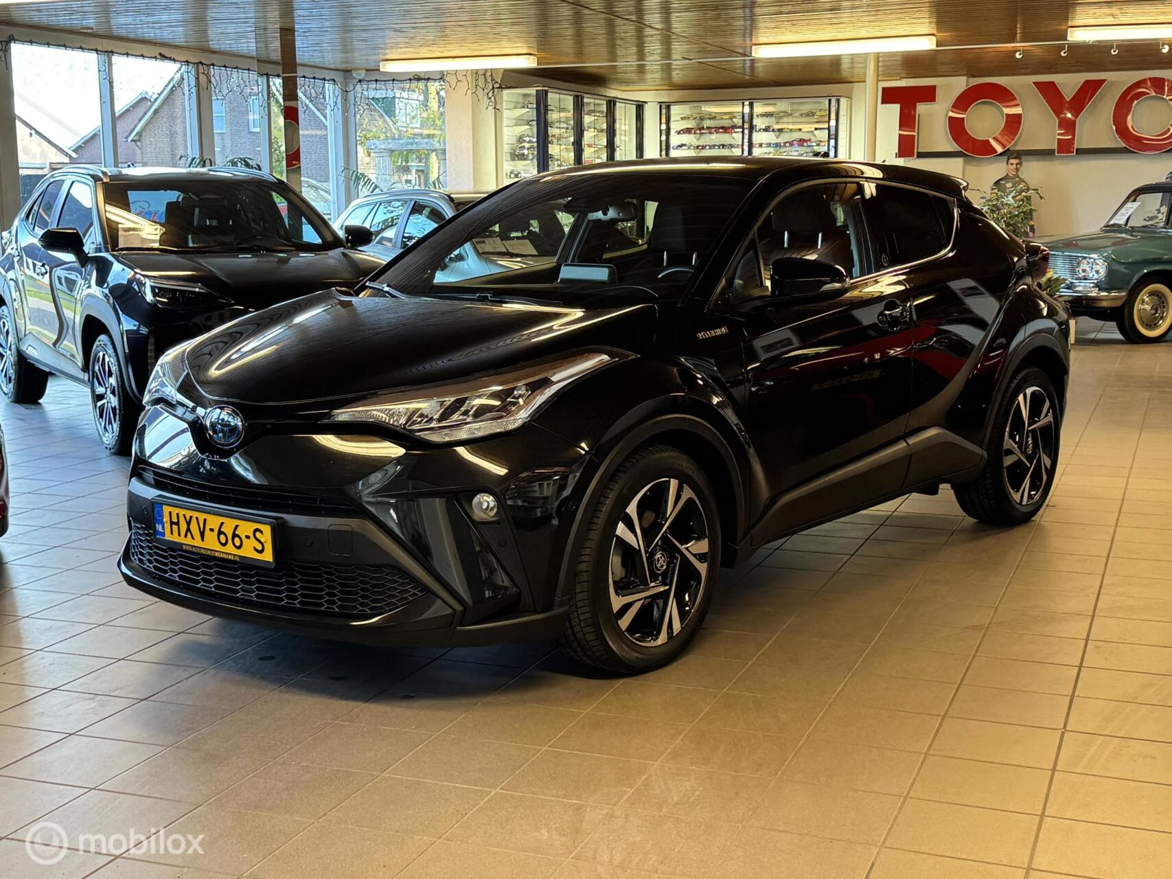 Hoofdafbeelding Toyota C-HR