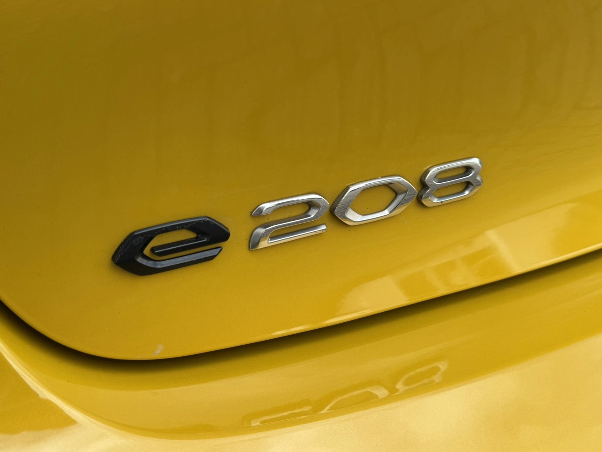 Hoofdafbeelding Peugeot e-208