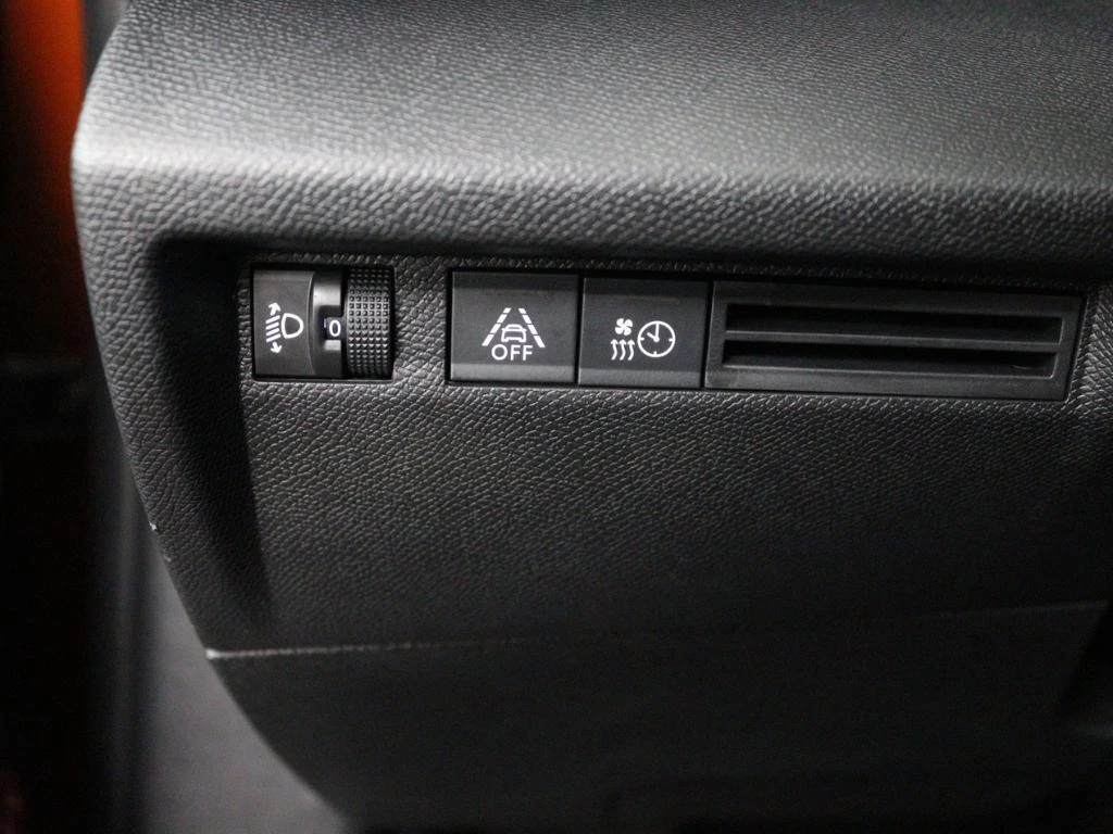 Hoofdafbeelding Citroën ë-C4