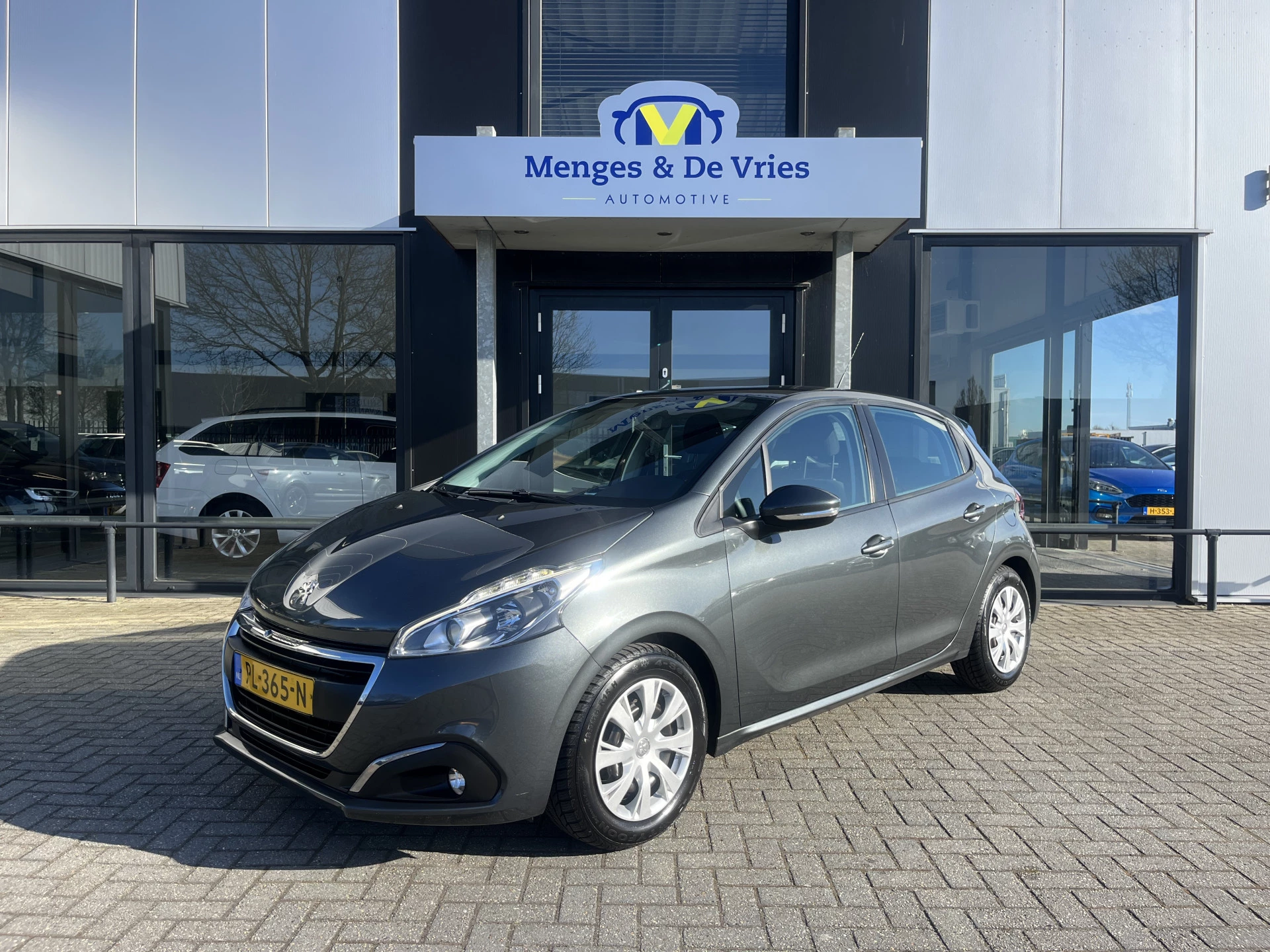 Hoofdafbeelding Peugeot 208