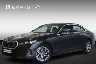 BMW 5 Serie Sedan 520i Driving Assistant | Achteruitrijcamera | Parkeersensoren | Lentevoordeel