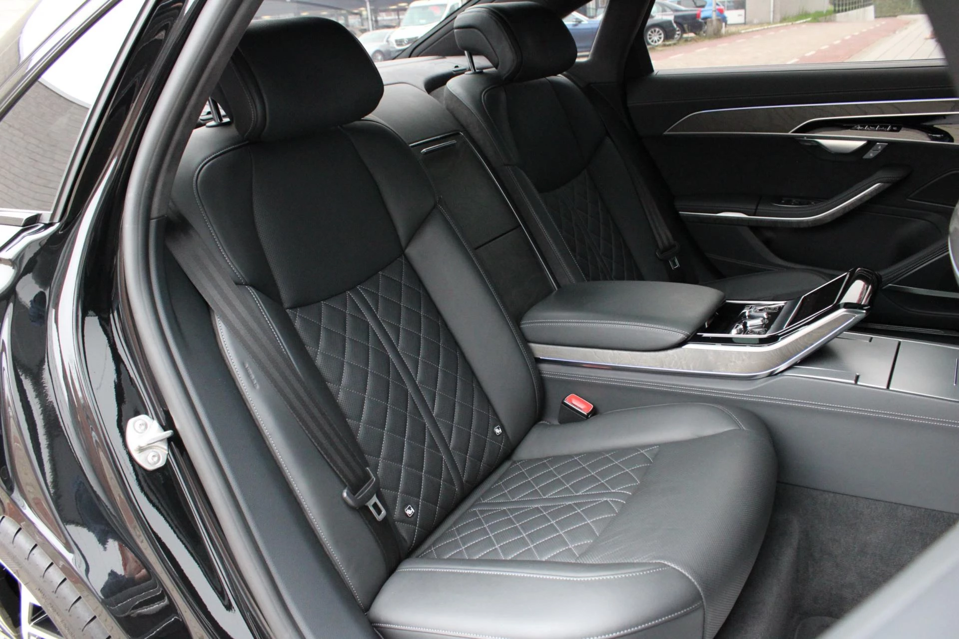 Hoofdafbeelding Audi A8