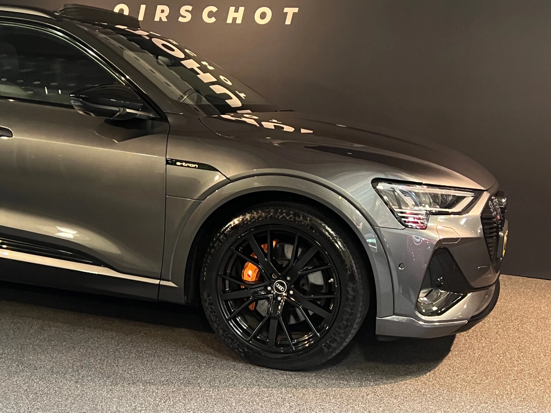 Hoofdafbeelding Audi e-tron