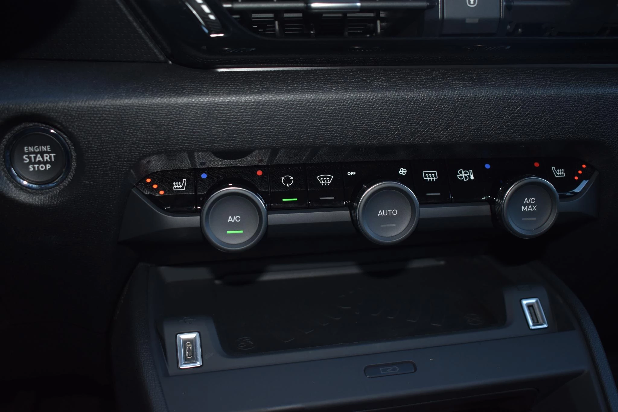 Hoofdafbeelding Citroën C4 X