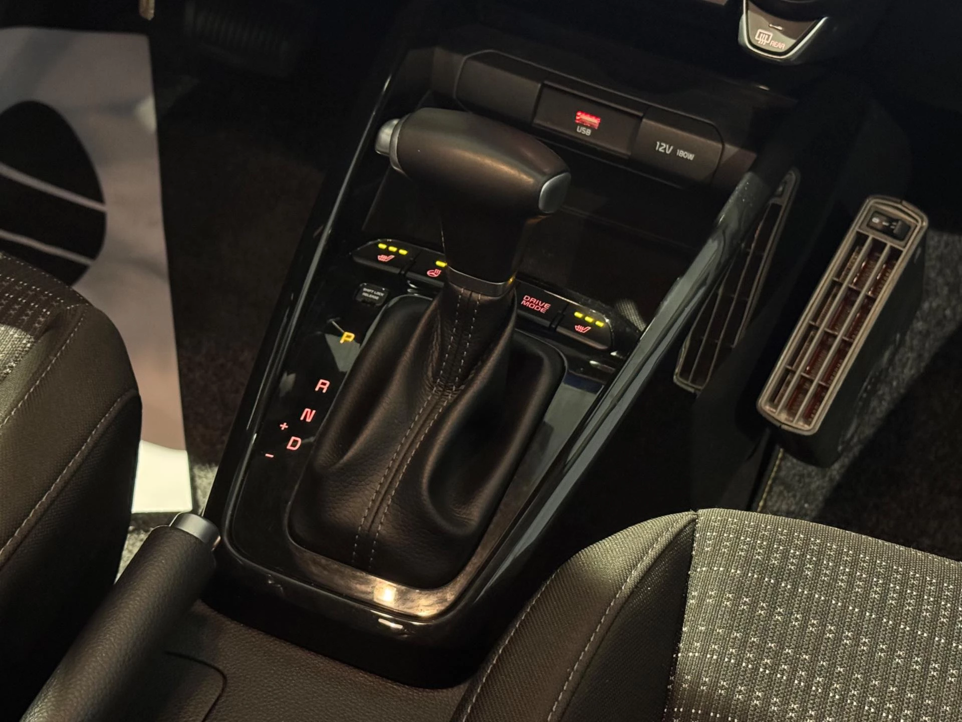 Hoofdafbeelding Kia Stonic
