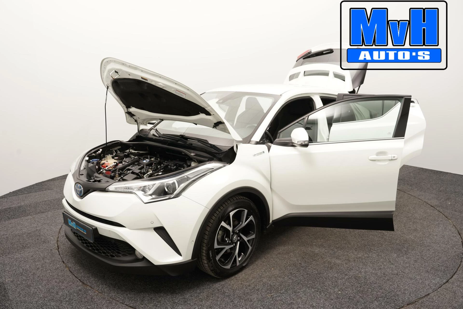 Hoofdafbeelding Toyota C-HR