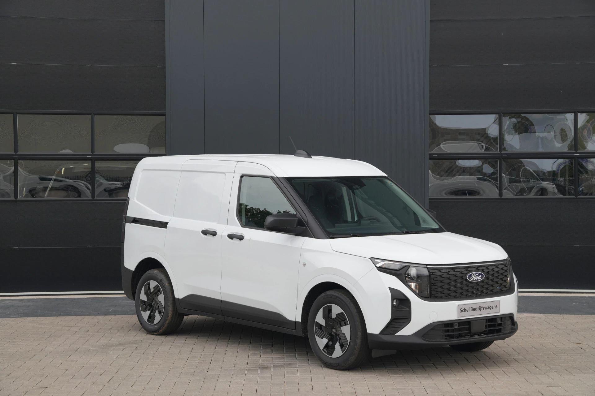 Hoofdafbeelding Ford E-Transit Courier