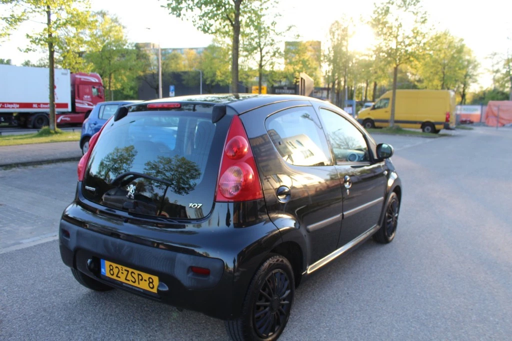 Hoofdafbeelding Peugeot 107