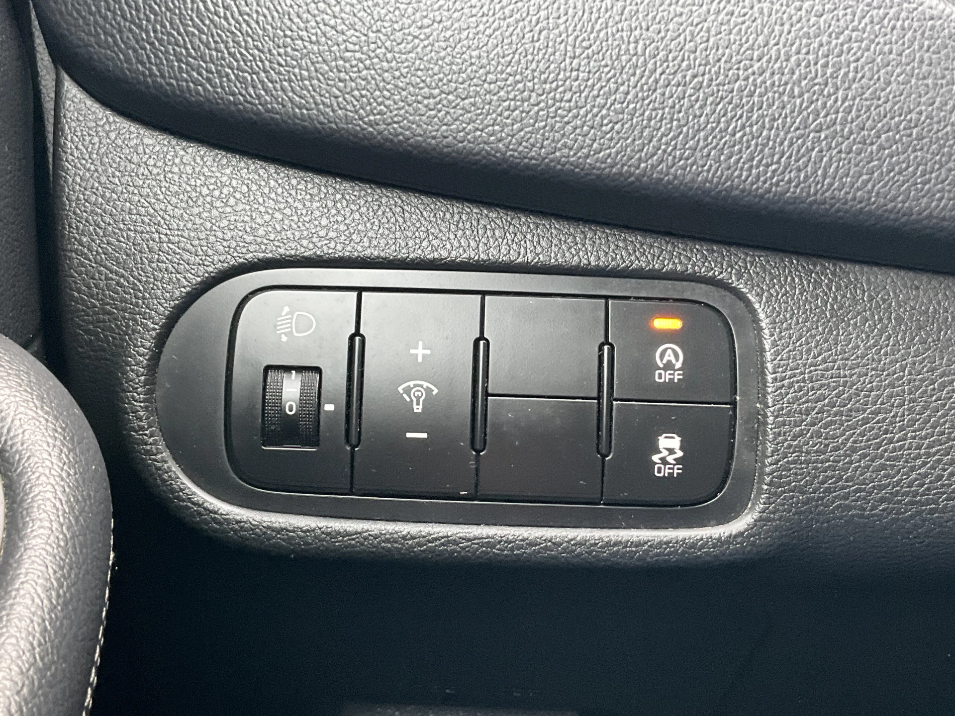 Hoofdafbeelding Kia Carens