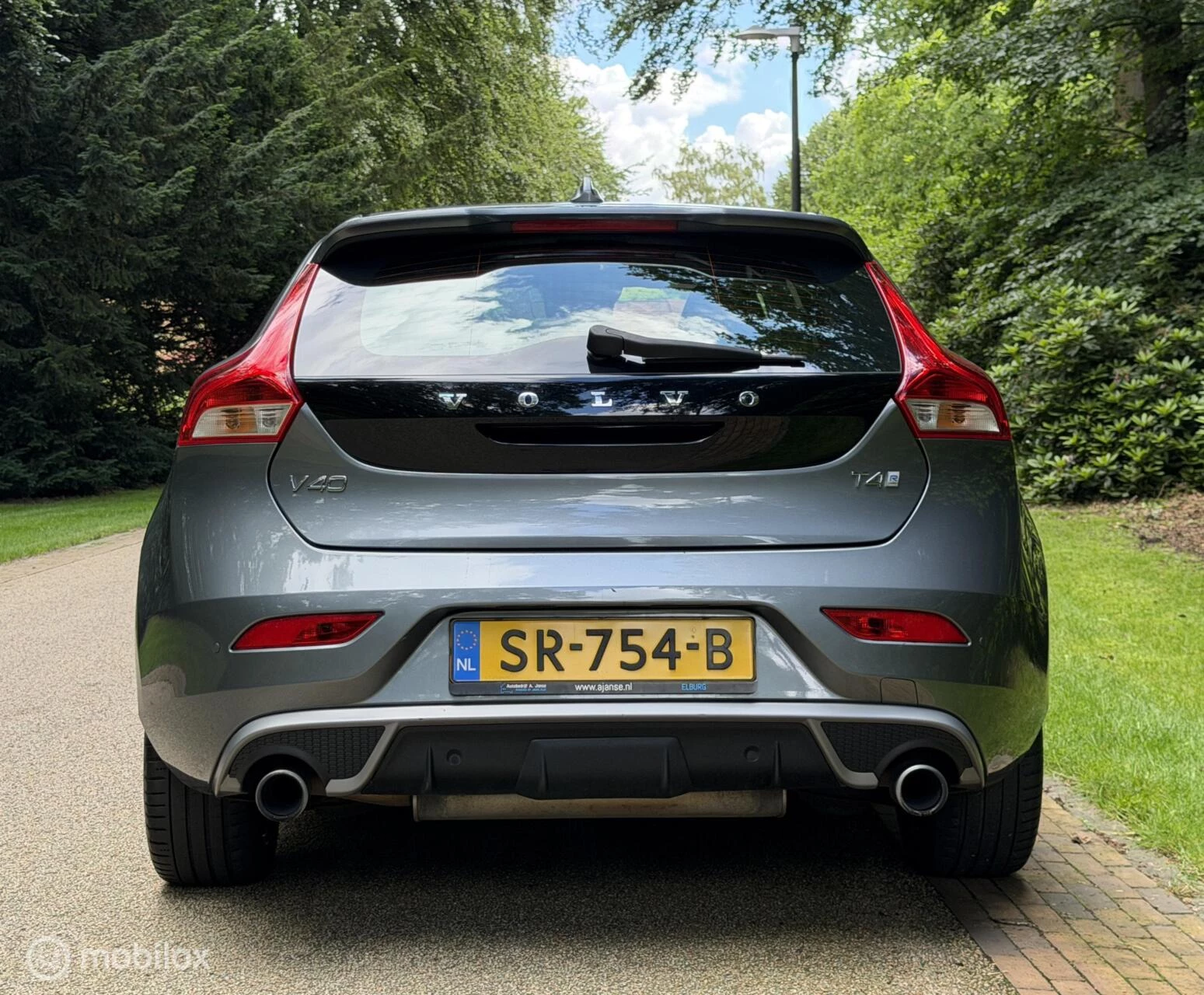 Hoofdafbeelding Volvo V40