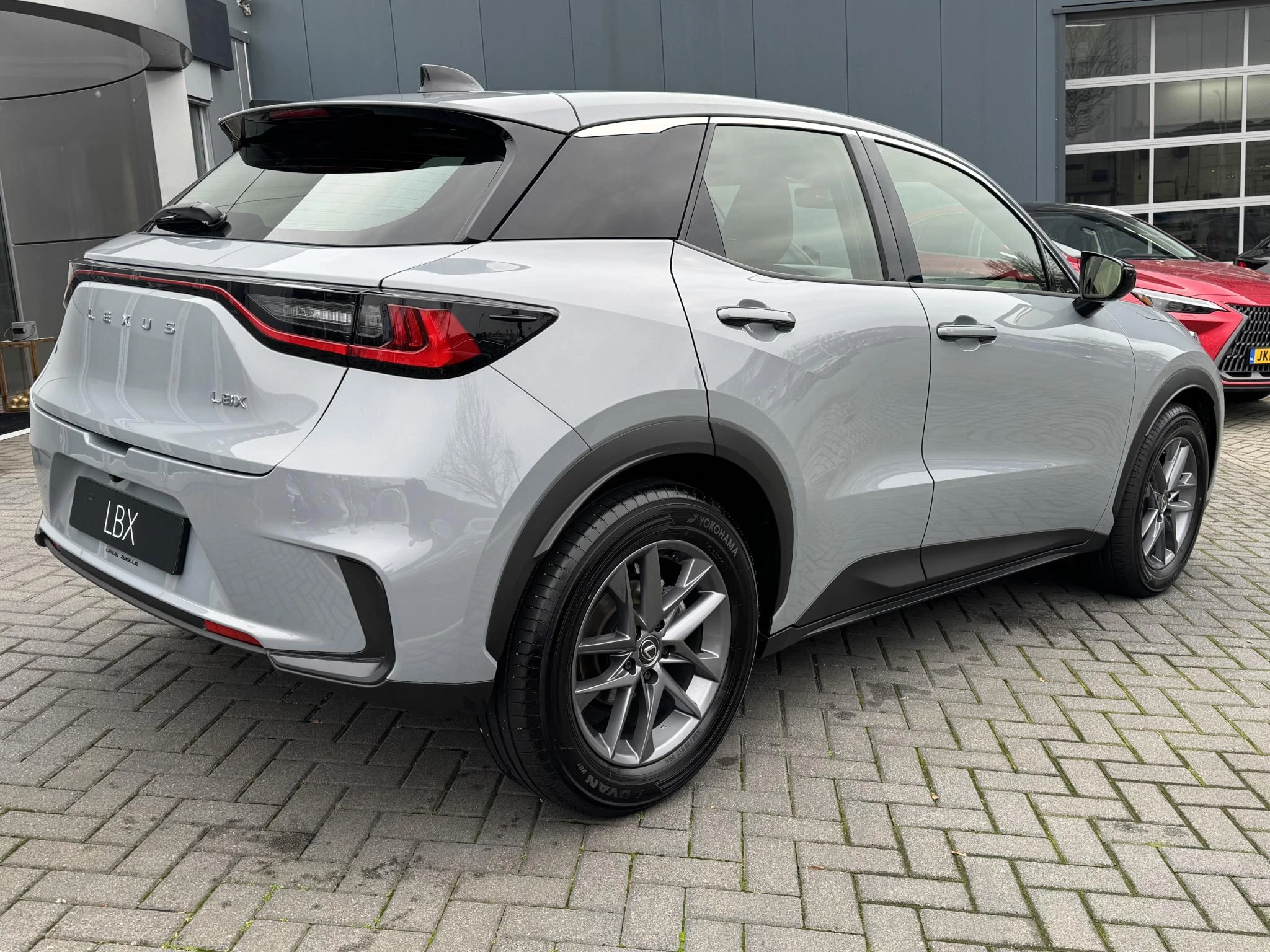 Hoofdafbeelding Lexus LBX