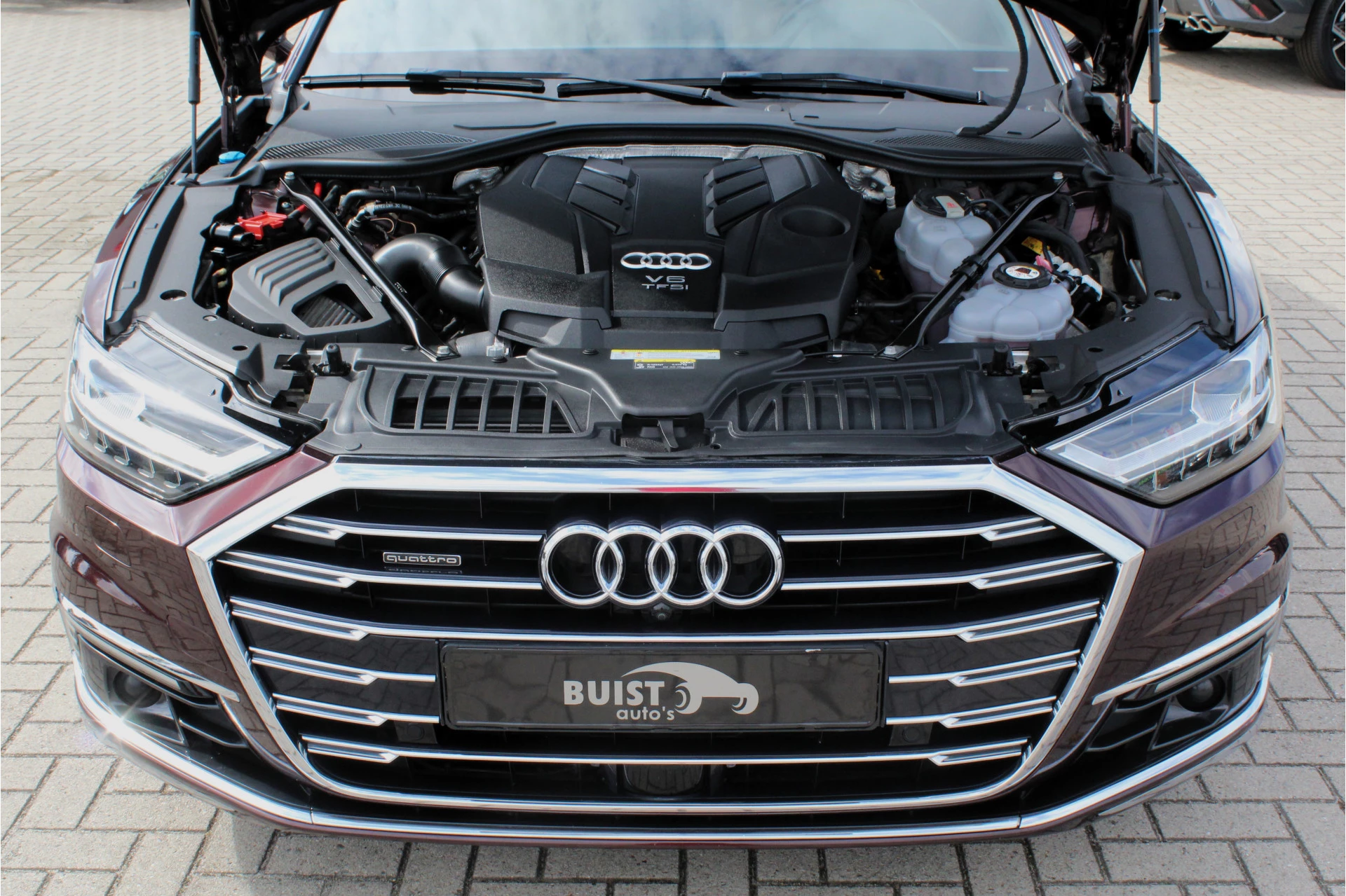 Hoofdafbeelding Audi A8