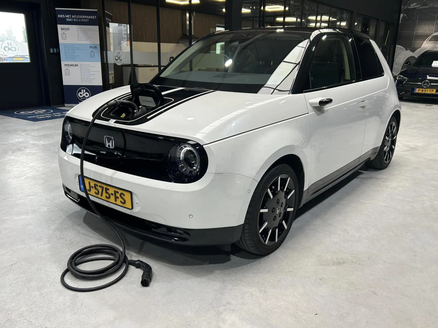 Hoofdafbeelding Honda e