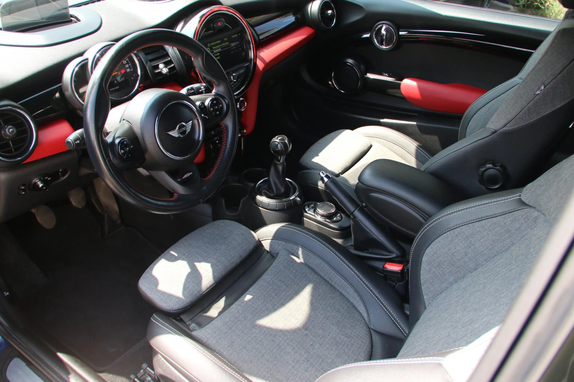 Hoofdafbeelding MINI Cooper