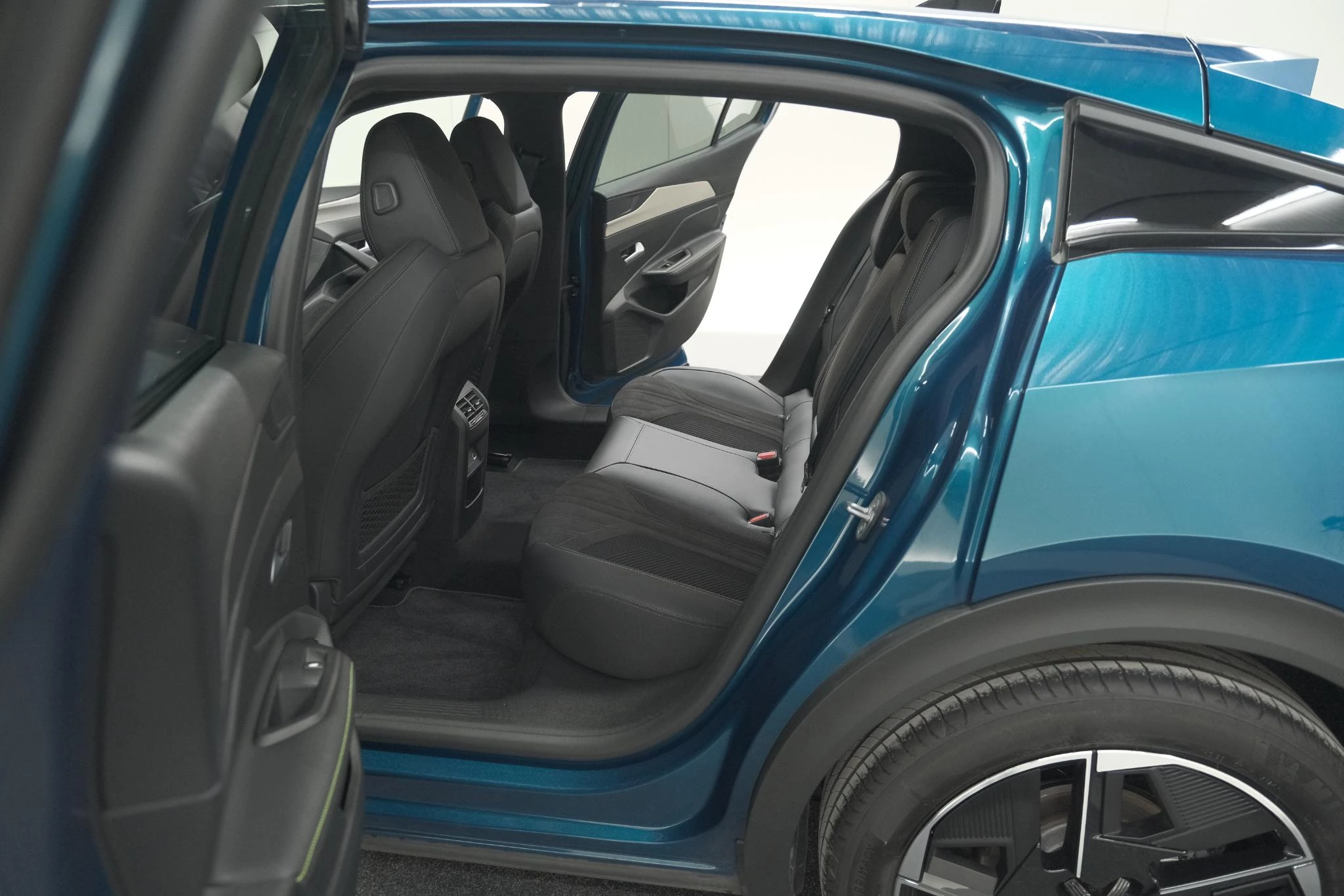 Hoofdafbeelding Peugeot 408