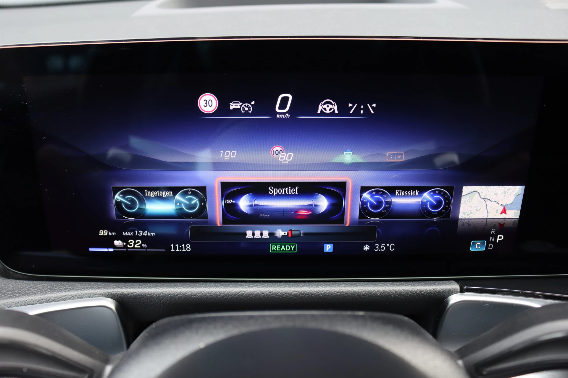 Hoofdafbeelding Mercedes-Benz EQB