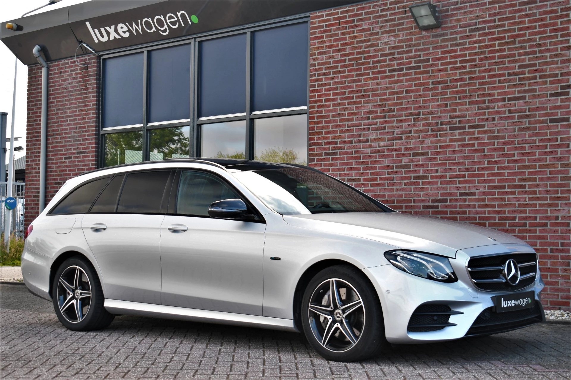 Hoofdafbeelding Mercedes-Benz E-Klasse