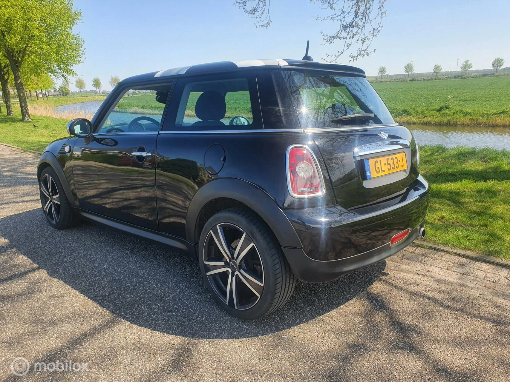 Hoofdafbeelding MINI One