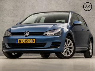 Volkswagen Golf 1.2 TSI R Sport Automaat (SCHUIFDAK, NAVIGATIE, LEDER, STOELVERWARMING, CAMERA, MASSAGE, SPORTSTOELEN, LM VELGEN, PARKEERSENSOREN, NIEUWSTAAT)
