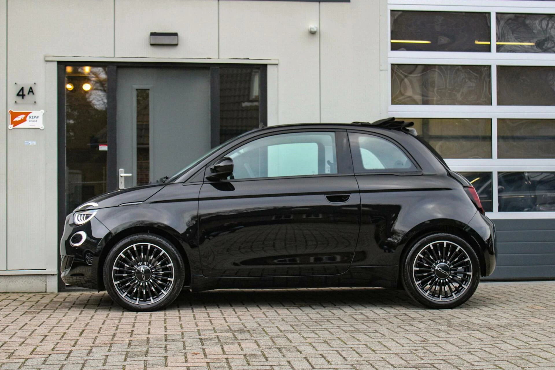 Hoofdafbeelding Fiat 500C